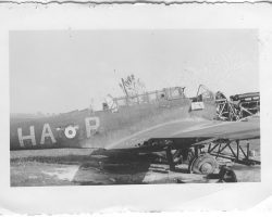 Fairey Battle L5192 HA-P abandonné sur le terrain présumé d’Auberive.